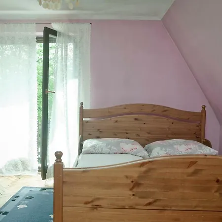 Goscinne Mroz Krystyna Apartmán